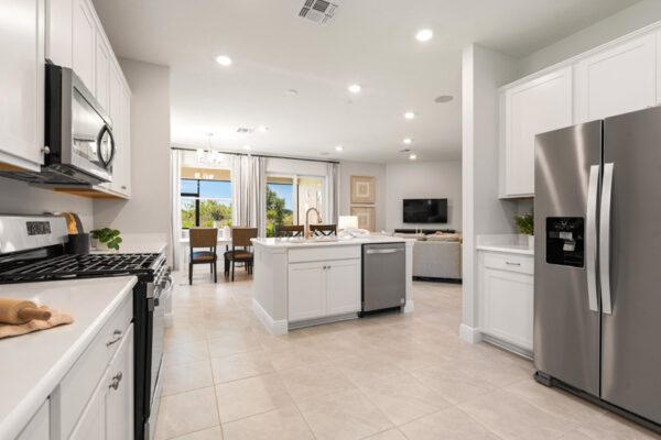 Holiday Builders Biscayne sales center in Spirit of Sebastian.