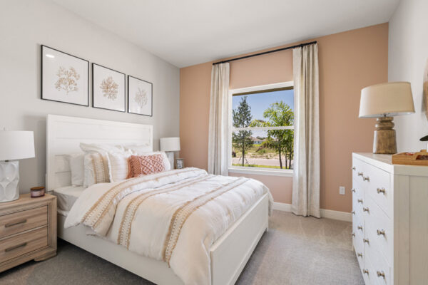 Holiday Builders Biscayne sales center in Spirit of Sebastian.