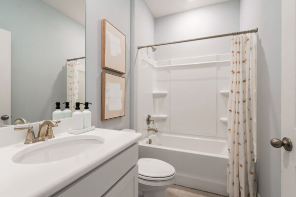 Holiday Builders Biscayne sales center in Spirit of Sebastian.