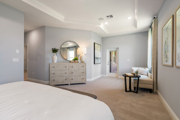 Holiday Builders Biscayne sales center in Spirit of Sebastian.