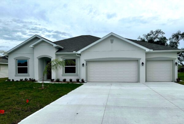 Home by Holiday Builders