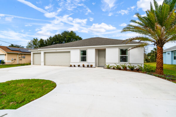 The Alexander model home is the sale center for Palm Coast.